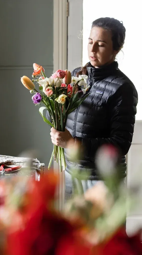 bc1f30_da5fa4de5e2e413088d49067facd881dmv2-573×1024 (1)